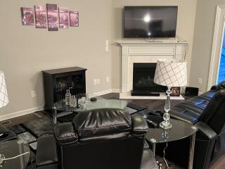 Welcome to Your Home Away From Home - Fuquay-Varina - 8