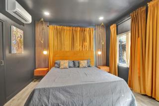 Kiki 4 - Men's Clothing optional Guest Houses - 2