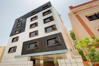 Super Capital O V Hotel - 9