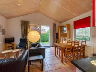 Cozy holiday home near the beach - Oostkapelle - 9