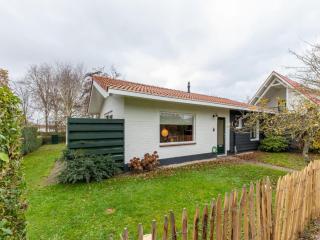 Cozy holiday home near the beach - Oostkapelle - 3