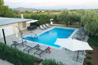 Family friendly house with a swimming pool Sikovo, Biograd - 23718 - Sveti Filip i Jakov - 4