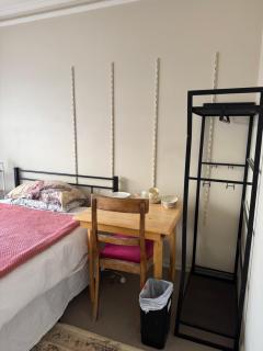 Single room with shared bathroom 2 - 7