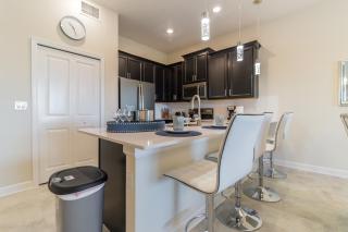 Luxury Resort Condo Minutes from Disney 169 - Kissimmee - 3