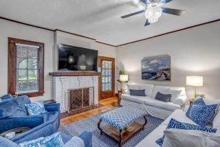 Elegant Mansion on Park in Historic Avondale - 9