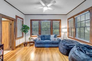 Elegant Mansion on Park in Historic Avondale - 4