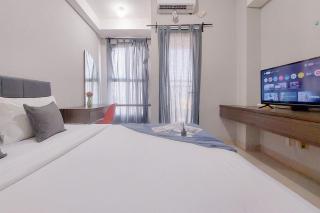 Good Place and Comfy Studio at Transpark Bintaro Apartment By Travelio - 6