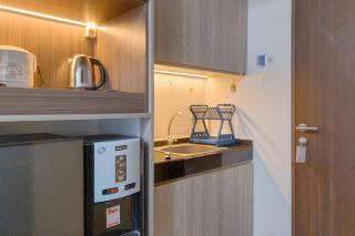 Good Place and Comfy Studio at Transpark Bintaro Apartment By Travelio - 4