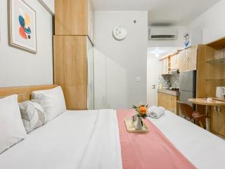 Well Designed Studio Springlake Summarecon Bekasi Apartment By Travelio - 9