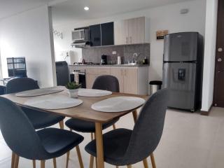 Confortable Apartamento, Sabaneta - Sabaneta - 4