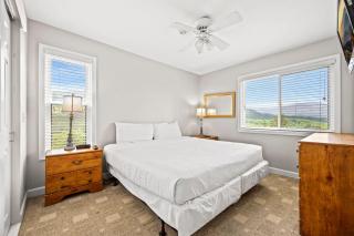 Peak View Paradise - 3