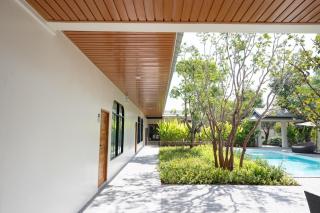 กว้างคูณยาวคาเฟ่โรงแรม & พูลวิลล่า - 0