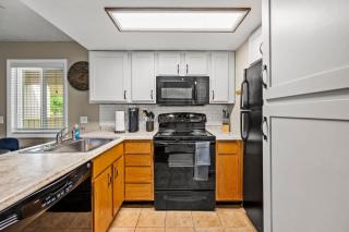 Smoky Hollow Getaway - Gatlinburg - 3