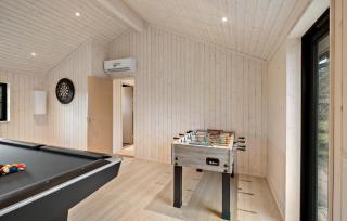 Nice Home In Tisvildeleje With Wifi - 3