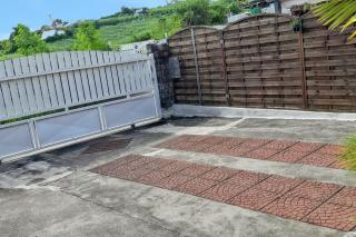 Charmant bungalow à Saint Pierre avec vue sur montagne - 1