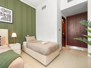 Spacious High Floor Apartment Dubai Marina - 3