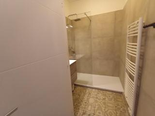 T3 rénové climatisé avec balcon et Wifi au cœur de Sète - FR-1-338-595 - 6