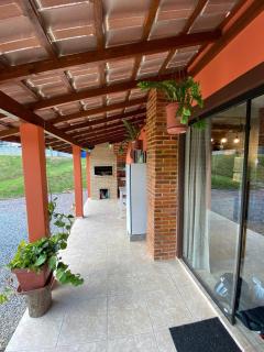Sitio Tio Jonas - Rancho Queimado - casa da colina - Rancho Queimado - 1