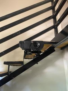 Loft's R&L - 6