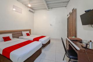 RedDoorz at Andongkoe 64 Salatiga - 9