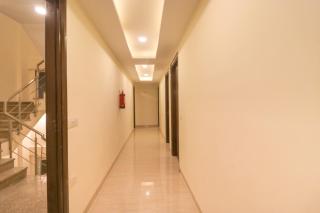 Super Hotel O Comfort Residency Near Artemis Hospital - Gurgaon - 7