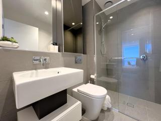 2 BRM 2 BATH, Southern Cross, Flagstaff, Lvl59 - 5