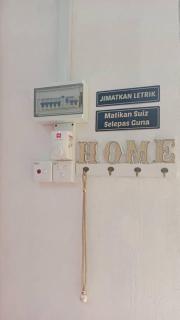 One Mek Bilik Queen - Kampong Jelutong - 6