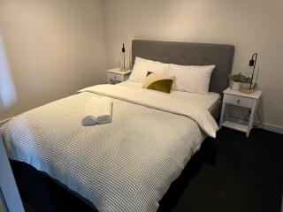 Highview 2 Queen bed 1 bath with gym, pool and parking - Melbourne - 4
