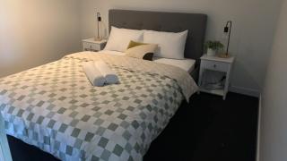 Highview 2 Queen bed 1 bath with gym, pool and parking - Melbourne - 5