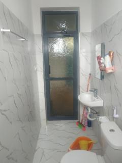 Room With Balcony In Family Farm House UK Host - - 8