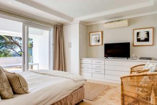 2-BR Camps Bay Apartment with Pool Atlantic Tide - Kaapstad - 4