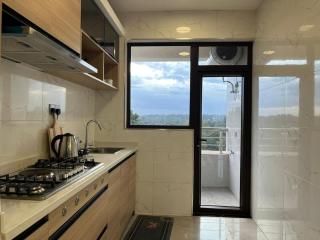 classy charming apartments with heated swimming pool modern equipped gym free parking space child play area and proximity to major shopping malls - Nairobi - 7