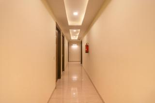 Super Hotel O Comfort Residency Near Artemis Hospital - Gurgaon - 8