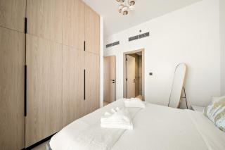 Elegant 1 BR in Empire Residence - 8
