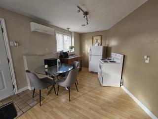 Zoe Home - Halifax - 5