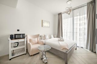 Cozy Studio in Empire Residence - 9