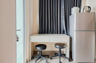 Good Choice and Comfy Studio Apartment B Residence By Travelio - Tangerang - 4
