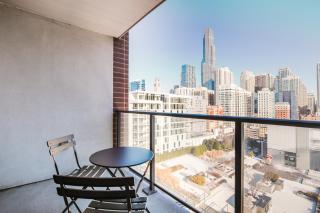 Blueground River North pool AC nr park CHI-1193 - 5