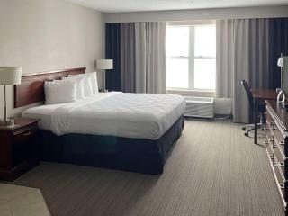 Country Inn & Suites by Radisson, Houghton, MI - Houghton - 5