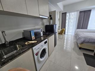 Green Sedayu Apartment Deluxe by Ellison - Jakarta - 7