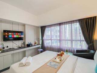 Best Place and Restful Studio at Apartment Springlake Summarecon Bekasi By Travelio - 7