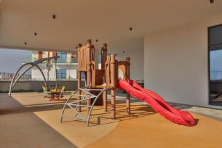Spacious One Bedroom Apartment in Celestia Tower Dubai - Ezytrac vacation homes - Dubai - 2