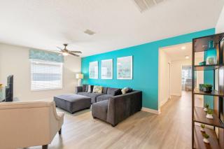 Lakeview 6BR Cozy Home Pool/SPA,Steps to Waterpark - Kissimmee - 8