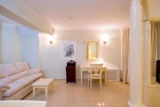 Hotel Sunceva Postelja Brela - Luxury studio with balcony and side sea view - 2