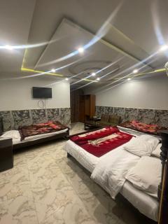 Mussiaree Hotel - Murree - 1