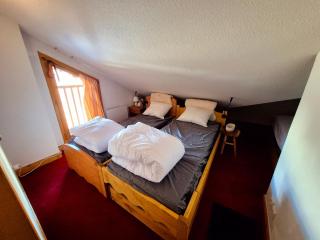 Appartement duplex au centre de la station, à 20m des pistes, 7 pers, WIFI, parking gratuit - FR-1-755-27 - Aime La Plagne - 2