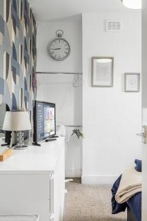 Spacious One Bedroom Private Flat in Brixton +Wifi - London - 1