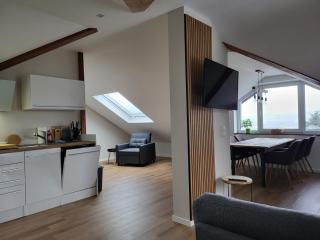 Haus EDDA - Ferienwohnungen mit Garten und Schlossblick - 8