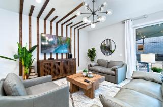 Spacious 10BR Villa w/ Themed Rooms, Private Pool - Davenport - 3