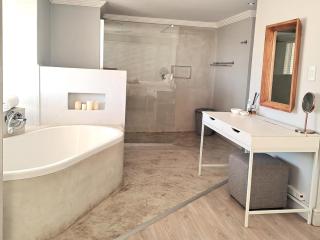 Bay View Villa - 5